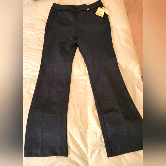 Anne Klein ~ Black/Maritime Blue Boot Leg Pants - Picture 6 of 6